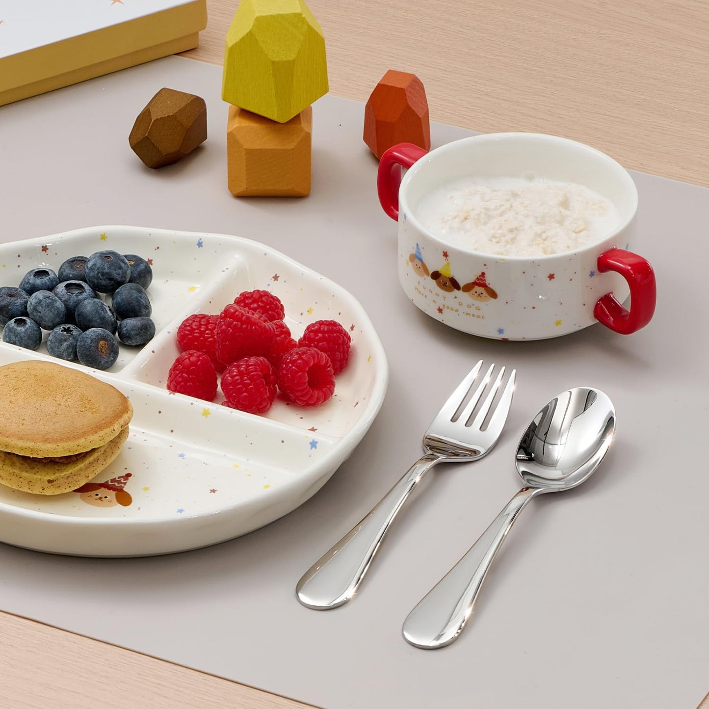 KINGSTONE Toddler Utensils Set, 4 Piece Forks and Spoons Gift Set, Small and Large Kids Silverware Sets, 18/10 Stainless Steel Food Grade Flatware Sets, Dishwasher Safe, Mirror Polished