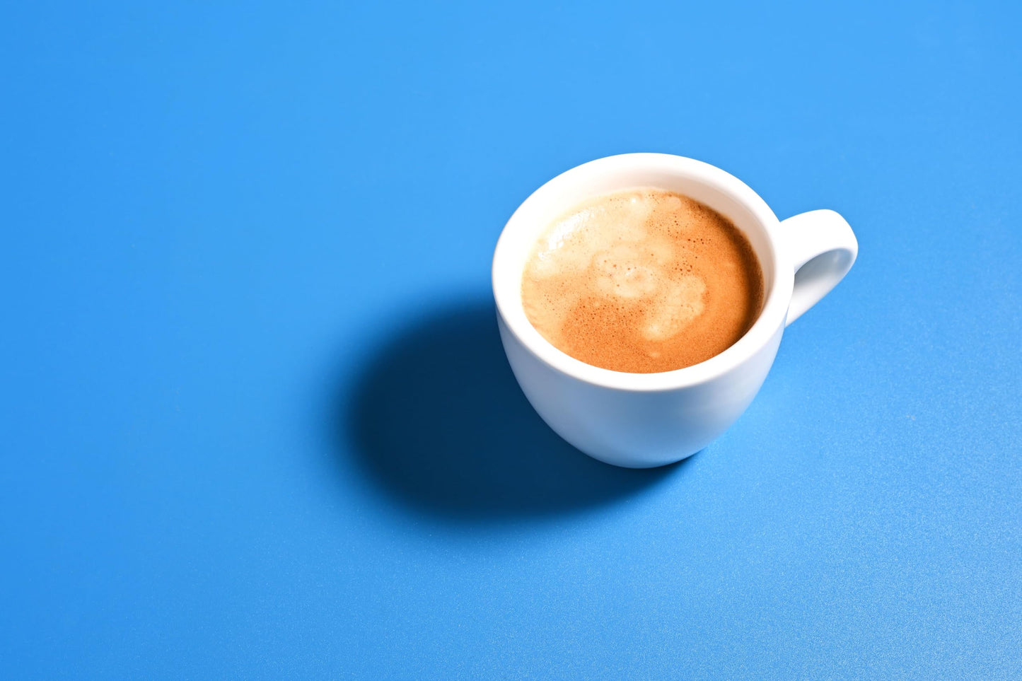 Stylusella 2.5 oz / 75 ml Pure White Ceramic Espresso Cups, Set of 2, Demitasse Espresso Mugs