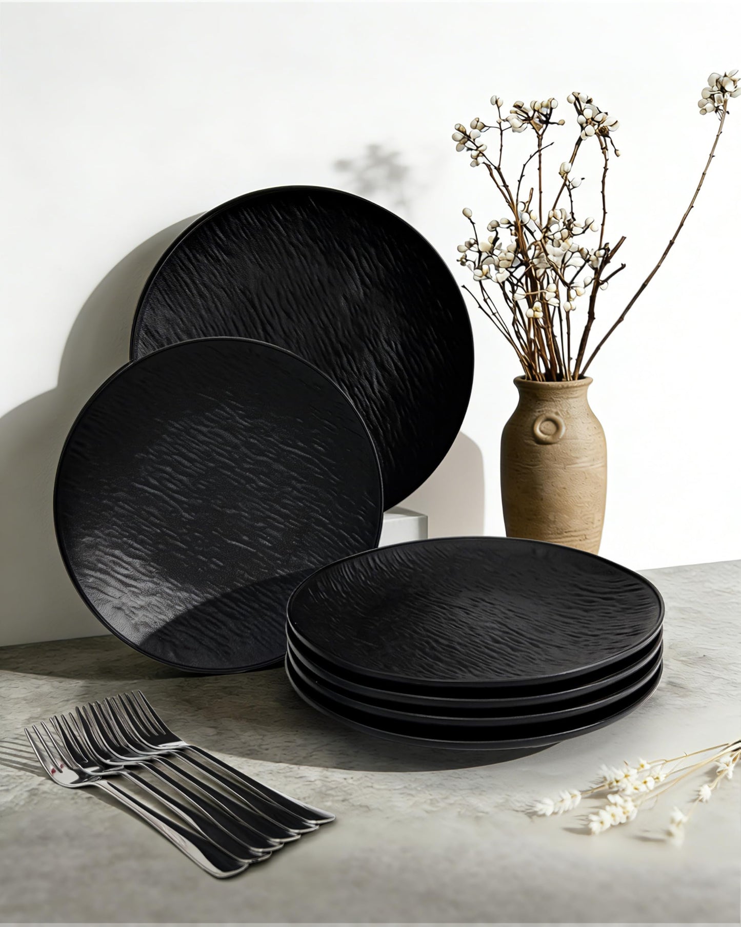 NoorooCare Reusable Plastic Plate Sets of 6, Unbreakable Dinner Plates, Dinnerware for Kitchen Camping Party and Restaurant, 8 inch,Black