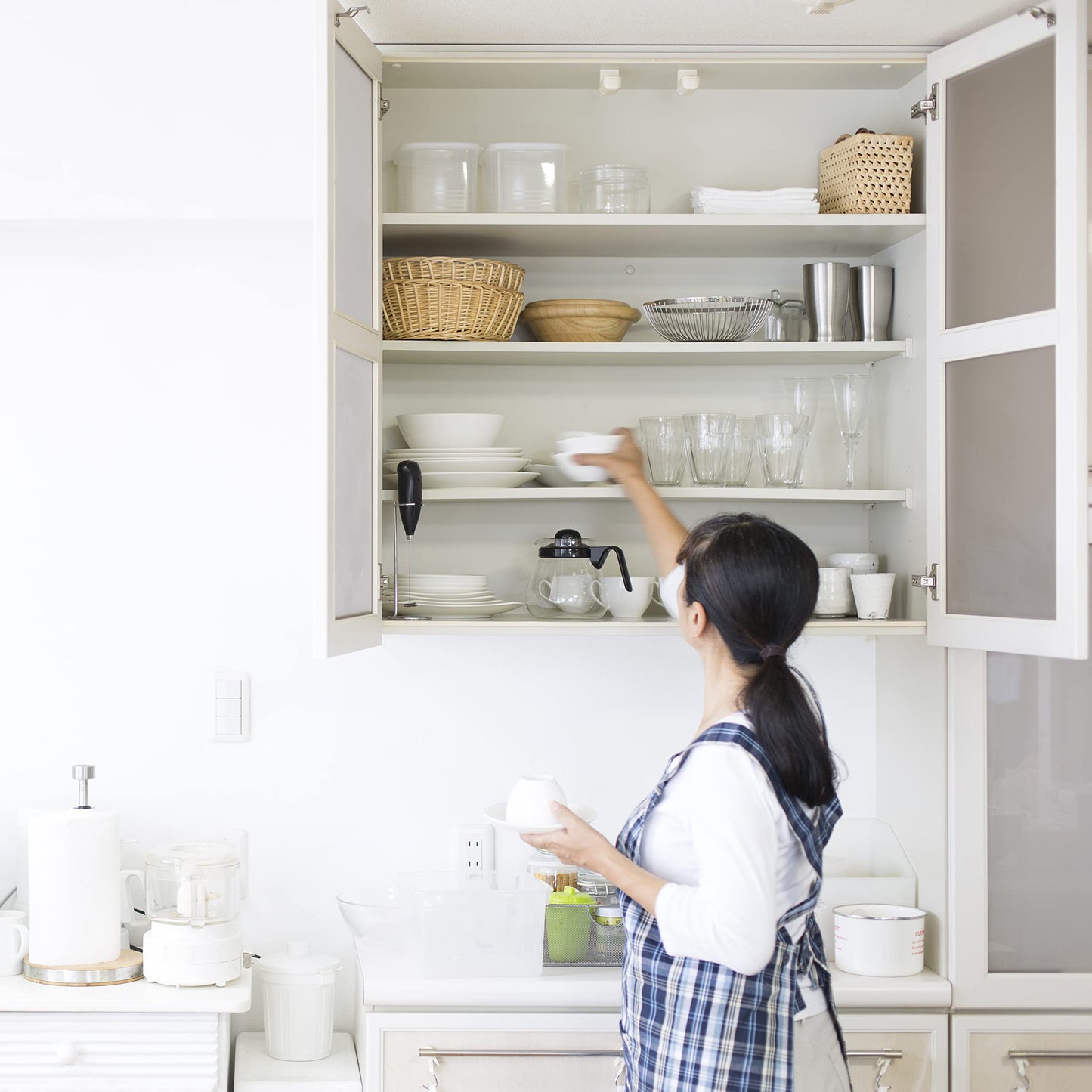 DecoBasics (50 PCS) Full Overlay Soft Close Cabinet Hinges for Kitchen Cabinets - 105° Face Frame Concealed Cabinet Door Hinge -3 Way Adjustability -Clip on Plate & Matching Screw 4 Easy Installation