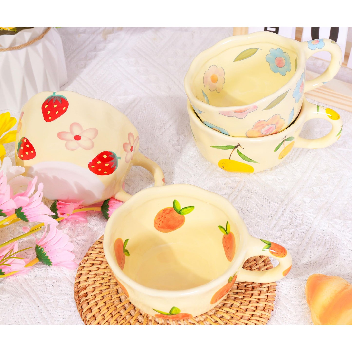 4 pcs Ceramic Coffee Mug 8.5oz Cute Floral Coffee Mug Retro Floral Cup with Handle Spoon Irregular Latte Art Cup Valentine's Day Gift Office Home Dishwasher and Microwave Safe (4-piece set A)