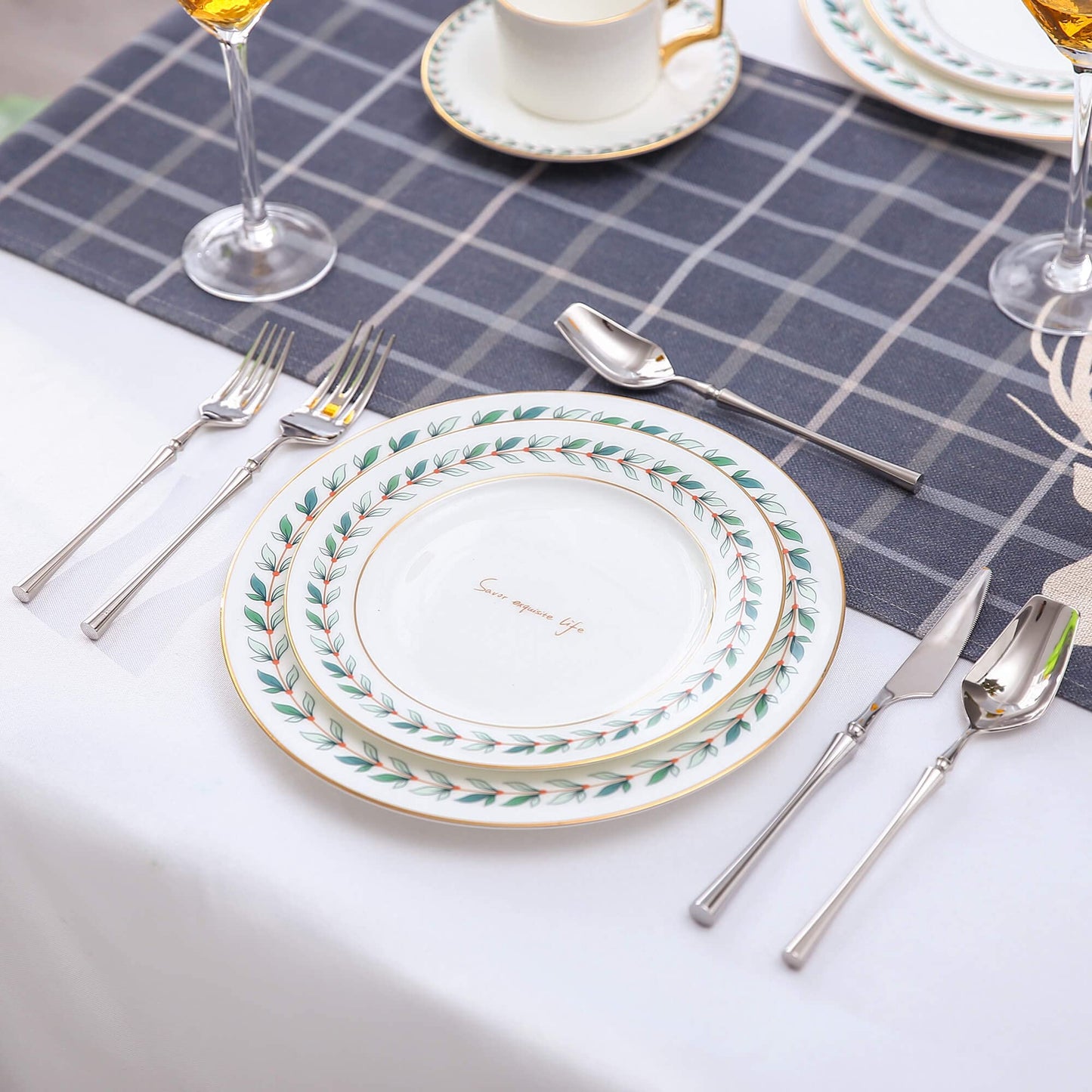 Lemeya 20-Piece Silverware Set for 4,Modern 18/10 Stainless Steel Flatware Set,Unique Rustic Cutlery Utensils Set,Spoon and Fork Set for Home, Restaurant,Wedding,Mirror Polished,Dishwasher Safe