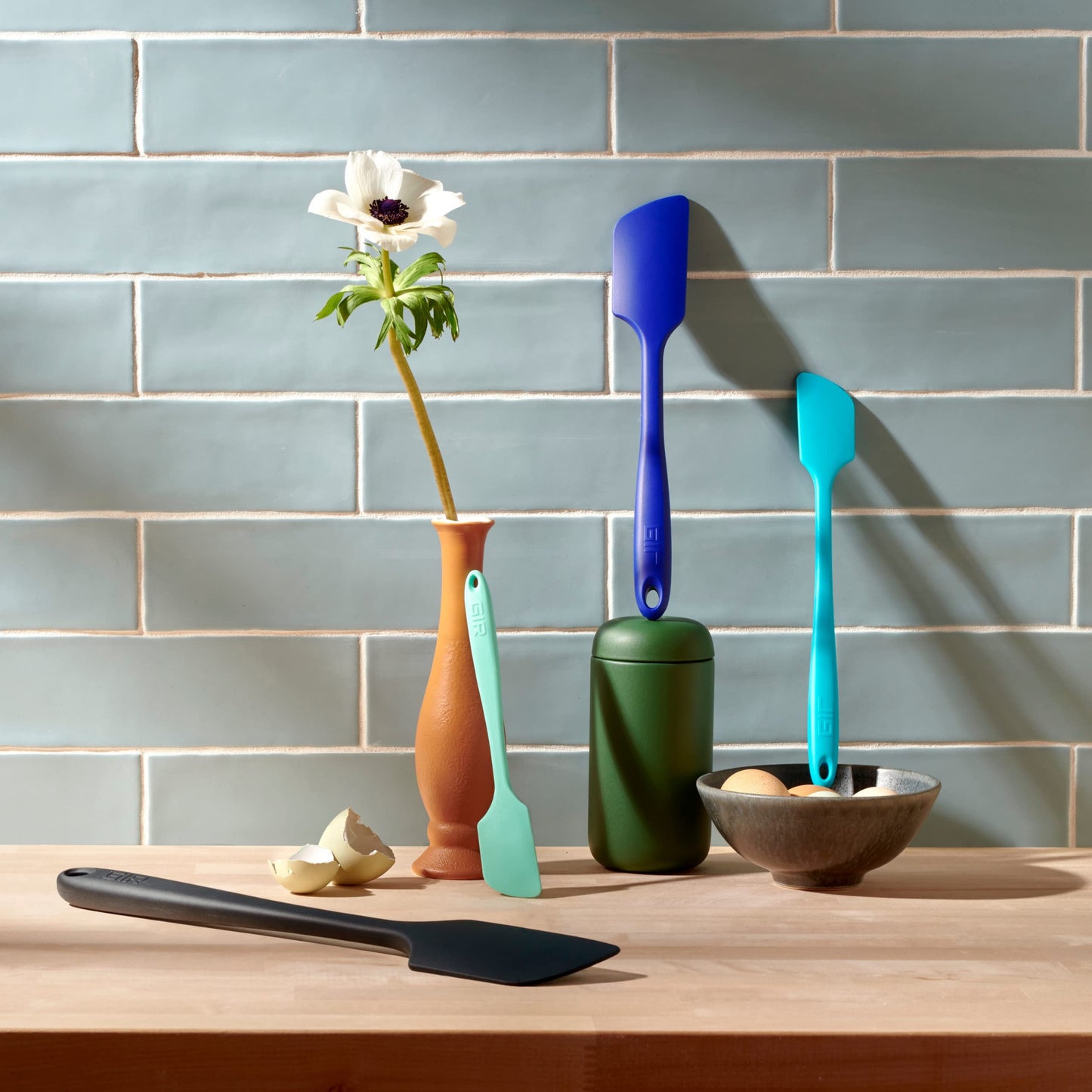 GIR: Get It Right Silicone Kitchen Spatula - Non-toxic Cooking Utensils for Nonstick Cookware, Cooking and Baking, Ultimate - 11IN - Black