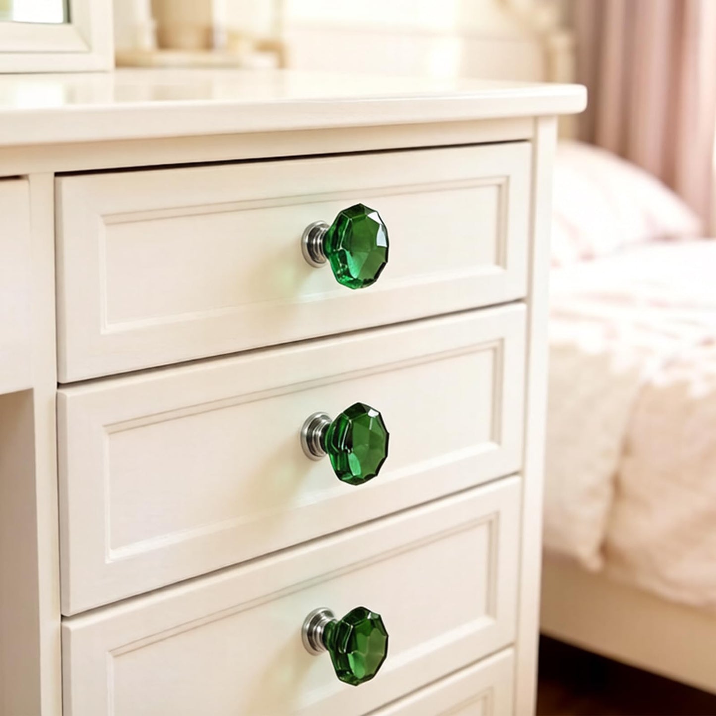 Dixiao 10 Pack Green Crystal Cabinet Knobs, Glass Dresser Knobs, Crystal Furniture Door Knobs, for Bathroom Cupboard Hardware Drawer Pulls, Glass Cabinet Drawer Handles (Green)