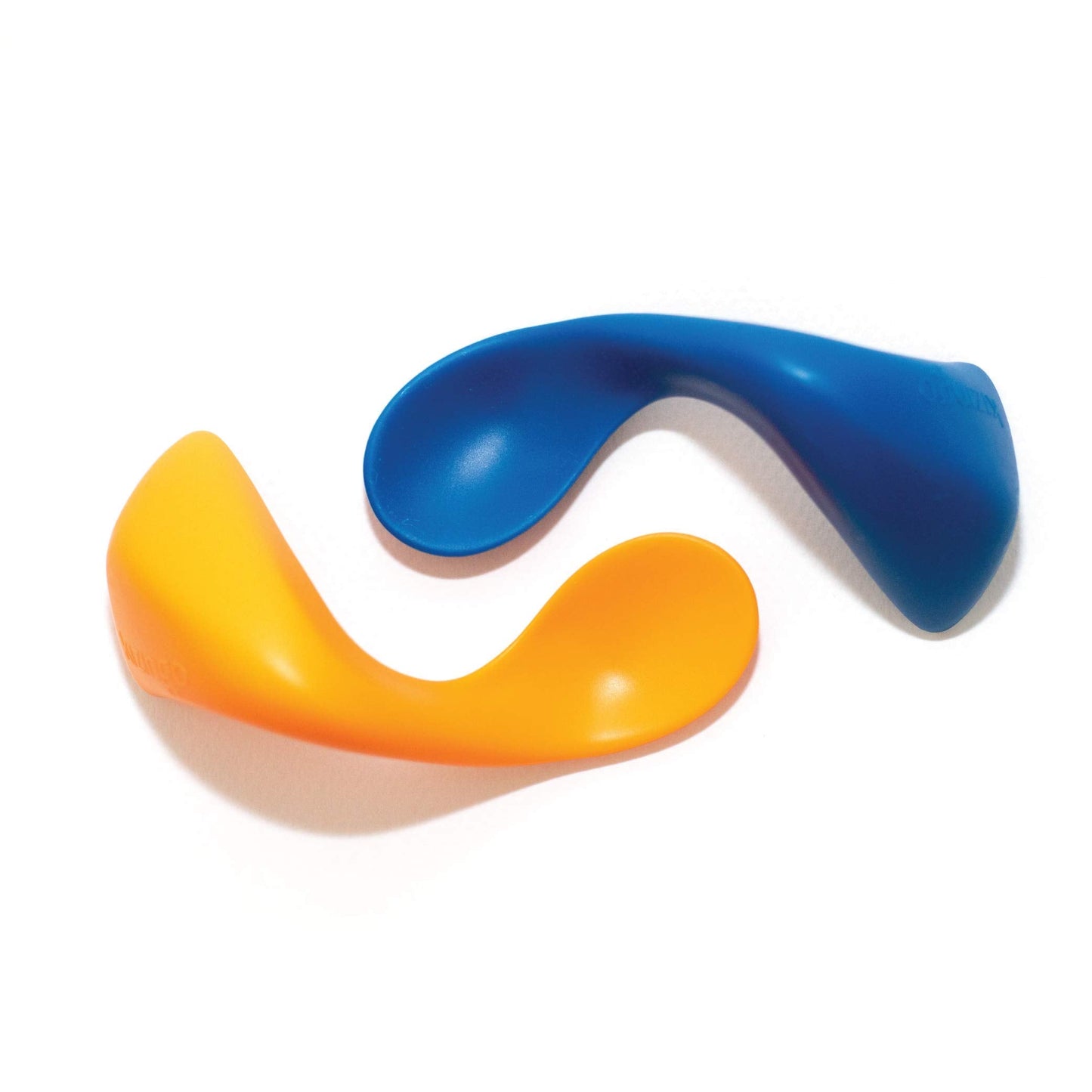 Right-Handed Curved Baby Spoons First Stage Infant Baby Led Weaning Soft-Tip Easy on Gums Training Teething Spoon Self Feeding Toddler Food Utensils