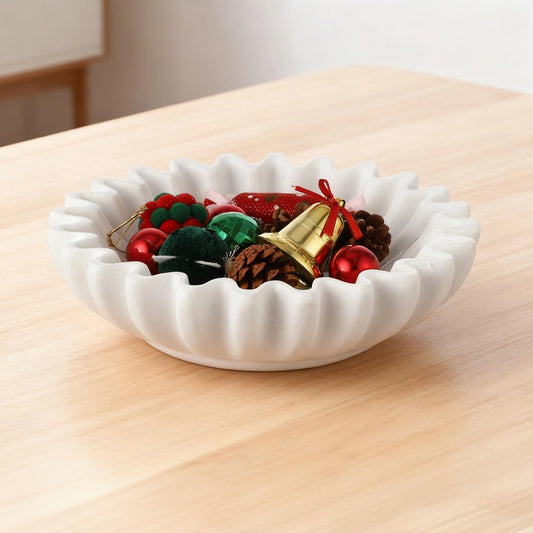 OMISTAR Large Decorative Bowl, Ruffled Resin Decorative Bowls, Modern Scalloped Ruffle Bowl, Bowl for Keys Entryway Table, Centerpiece Decor for Coffee Table, Entryway, Kitchen Counter