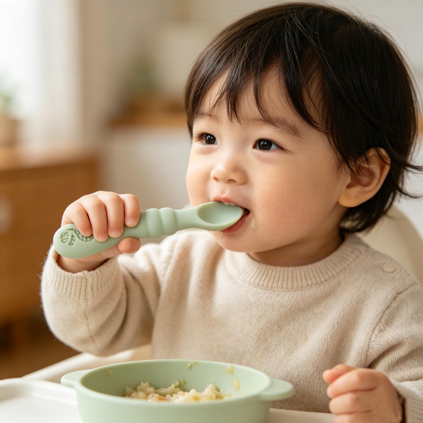 Premium Safe Silicone Baby Daily Care Set, Early Education Sensory Toy with Waterproof Feeding Bib & Multi-Functional Infant Complementary Food Spoons