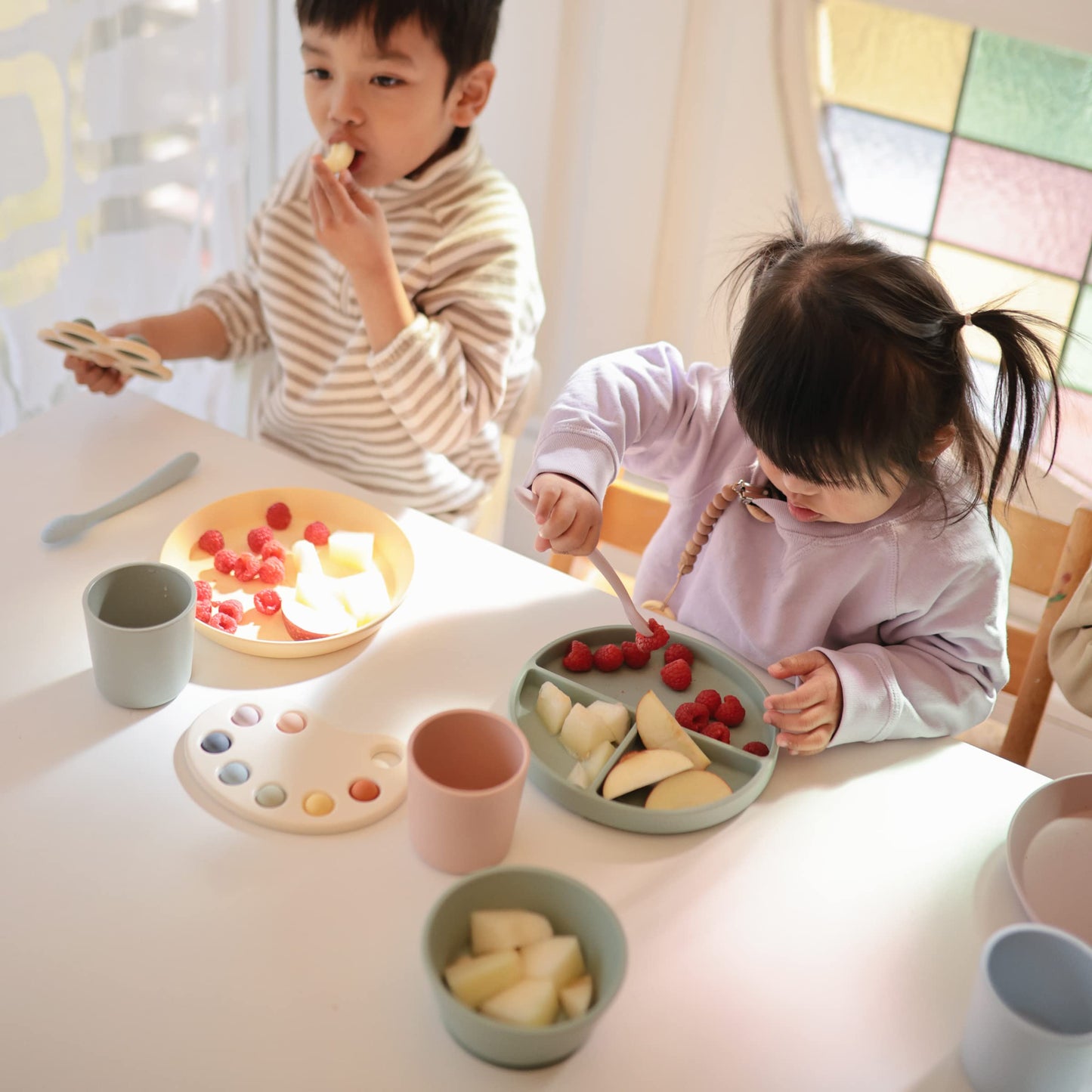 mushie Silicone Baby Feeding Spoons | 2 Pack (Dried Thyme/Natural)