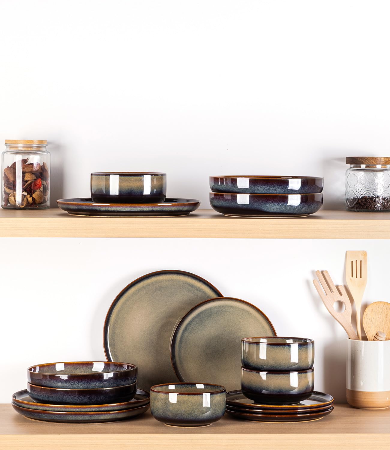 TheTerra Ceramic Dinnerware Sets for 4, 12 Pieces Handmade Reactive Glaze Plates and Bowls Set, Scratch Resistant Dish Set, Oven & Microwave & Dishwasher Safe