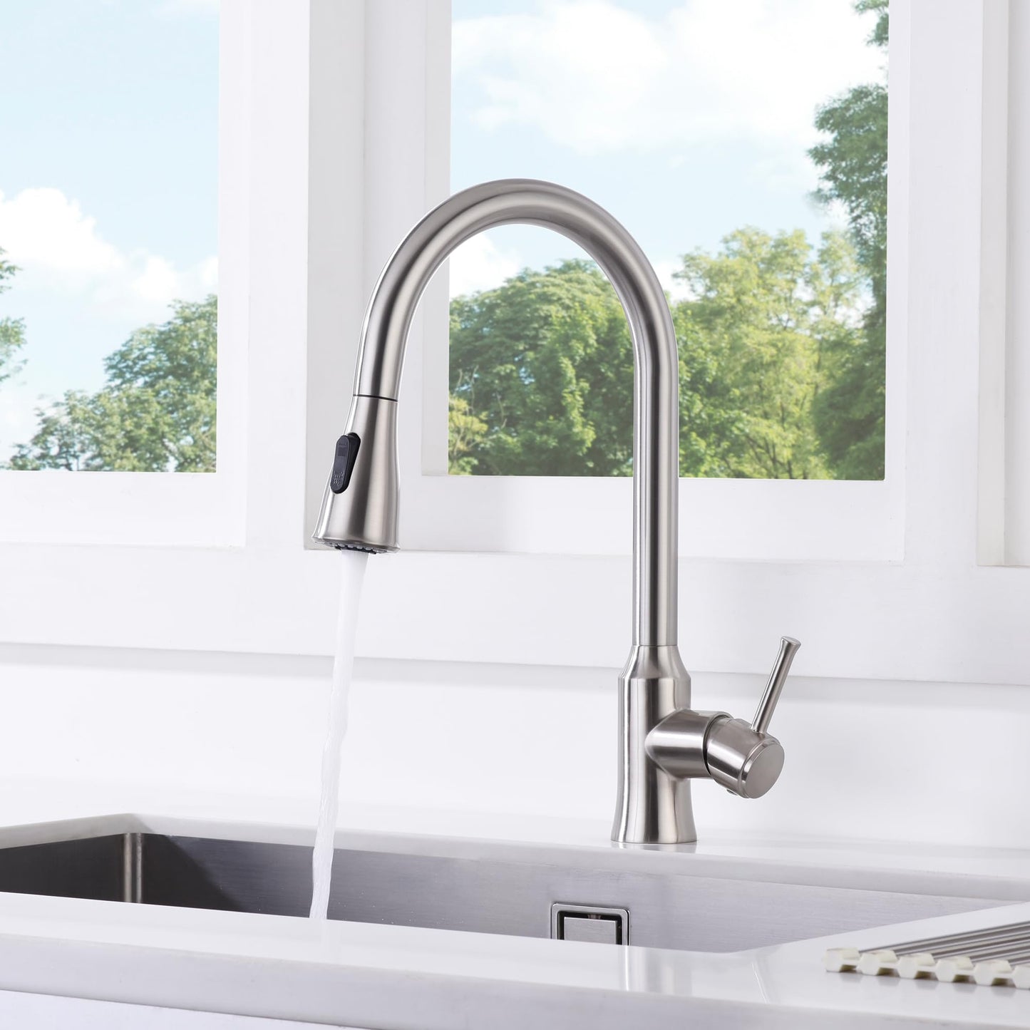 SUMERAIN Kitchen Faucet with Pull Down Sprayer Brushed Nickel, Dual Function Lead-Free Stainless Steel Sink Faucet