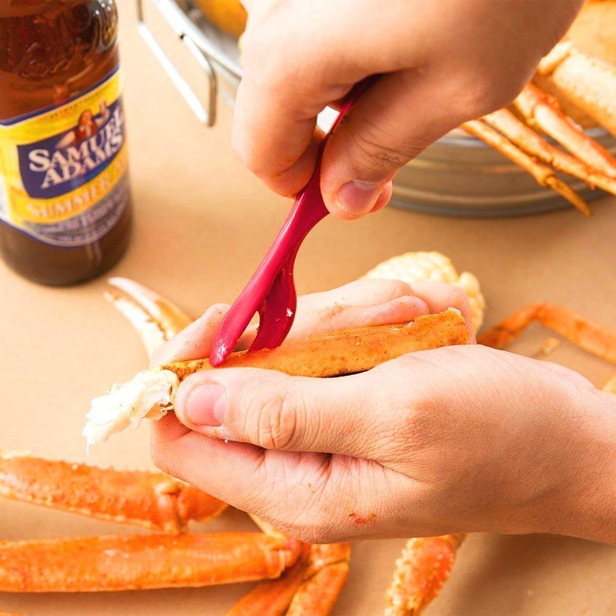 Artcome 21 Pcs Seafood Tools Set includes 4 Crab Forks, 4 Lobster Crab Crackers, 4 Lobster Shellers, 4 Butter Warmers, 4 Lobster Crab Mallets, 1 Seafood Scissor