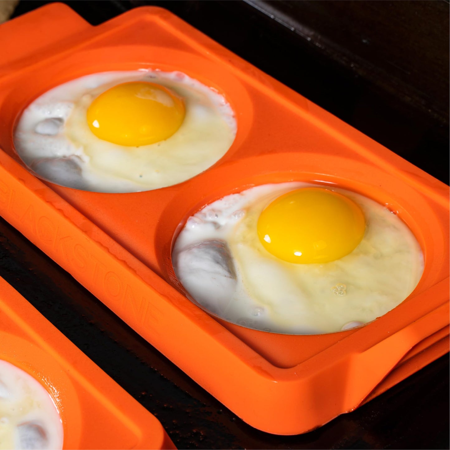 BLACKSTONE 5600 Silicone Egg & Omelet Ring (Set of 3) for Breakfast, Non Stick Food Grade Round Egg Cooking Shapers Ring Mold for Pancake, Patties & English Muffin – Portable Griddle Accessories