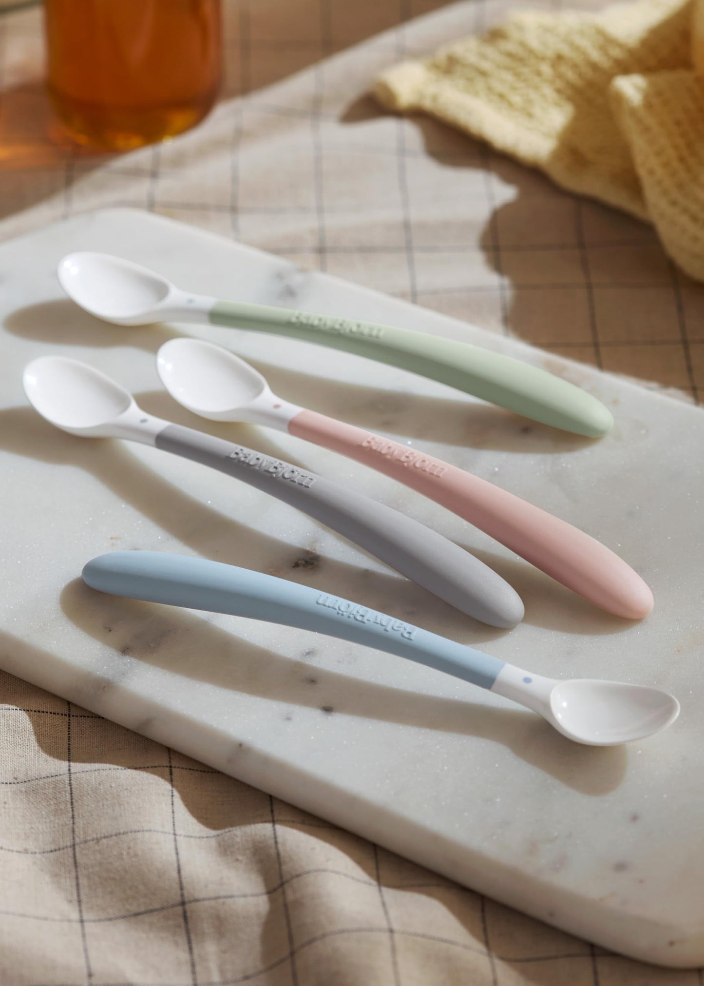 BabyBjörn Feeding Spoon, 2-Pack, Powder Pink Includes Baby Plate, Baby Fork, Baby Spoon, and Baby Cup Dishwasher Safe Toddler Feeding Set for self-Feeding or Baby-led Weaning