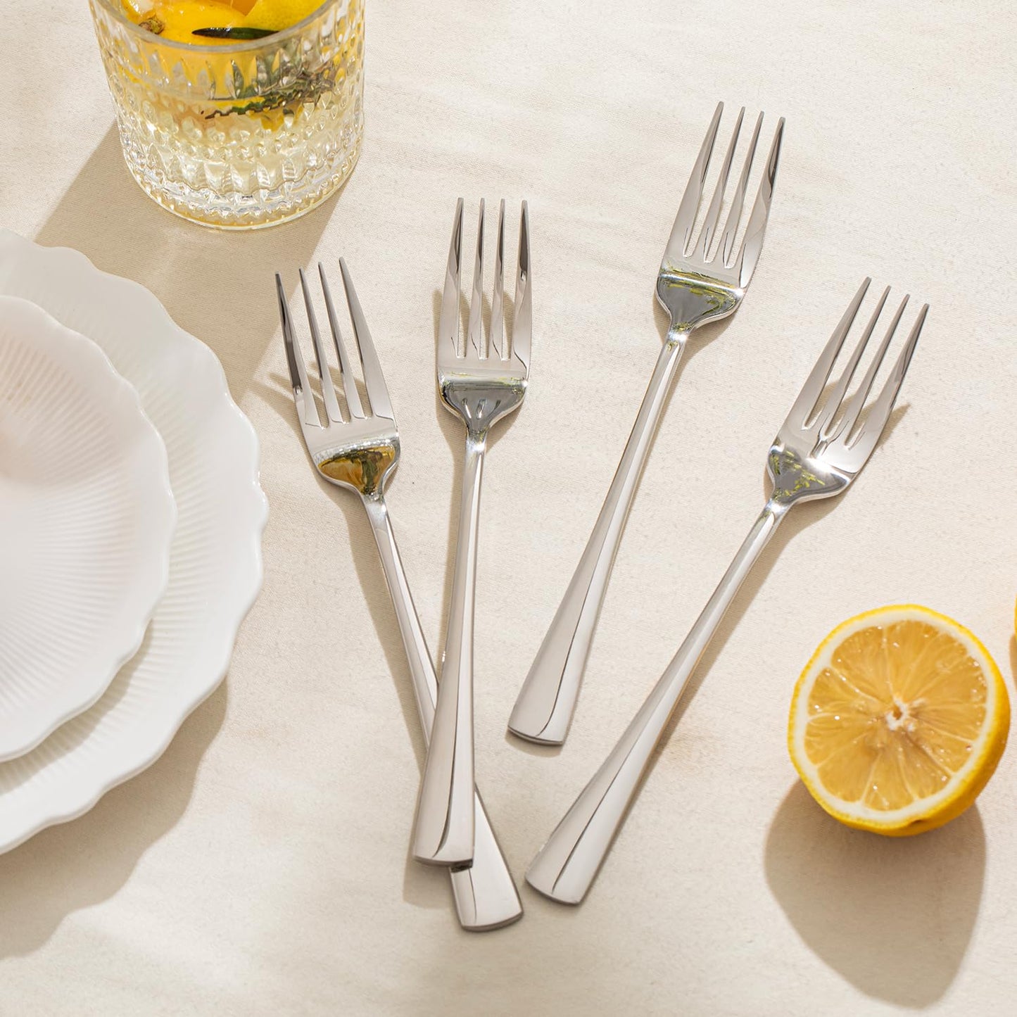KINGSTONE 16 Piece Dinner Forks Set, 18/10 Stainless Steel Forks, Silver Food Grade Fork Set of 16, Metal Forks for Home, Kitchen, Weddings, Parties or Restaurant, Dishwasher Safe-8.18inches