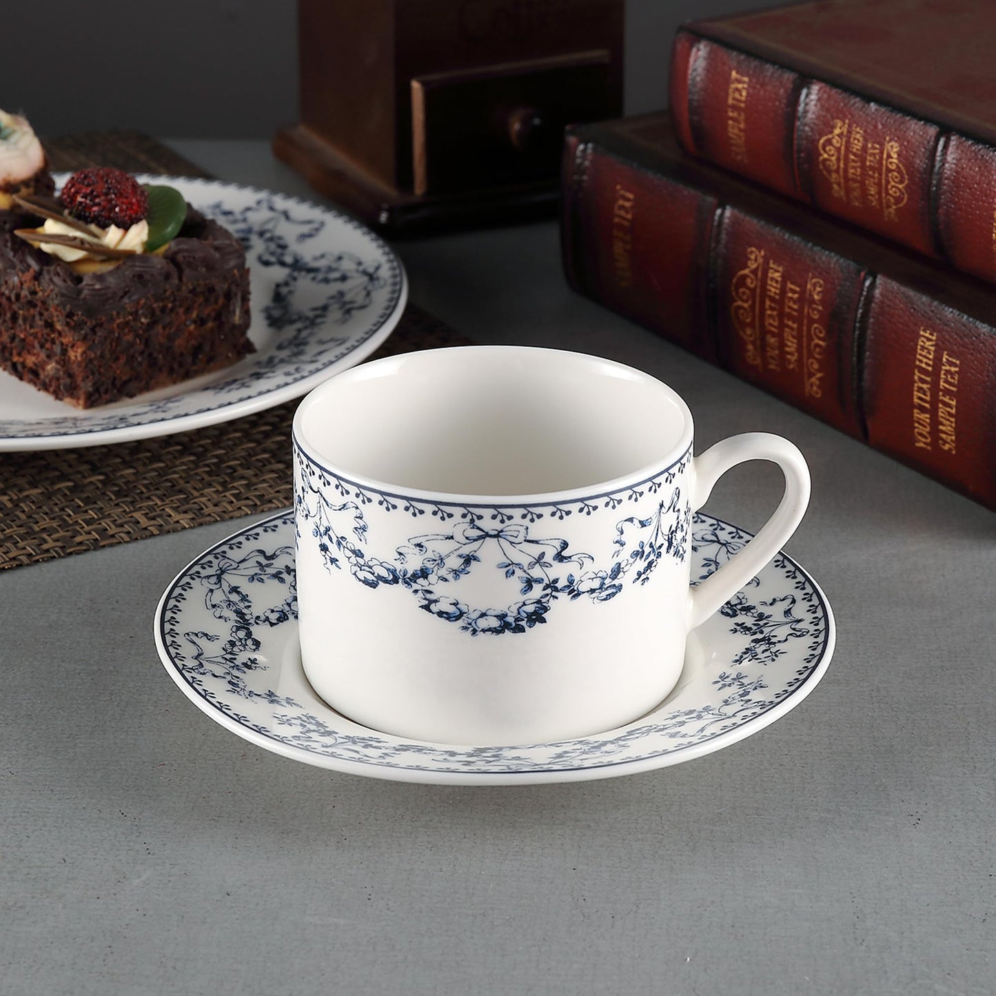 fanquare 8 oz Blue Floral Coffee Cup and Saucer Set, Hand-Printed Bow Flower Procelain Tea Cups for Espresso Latte Cappuccino Home Tea Party Gifting