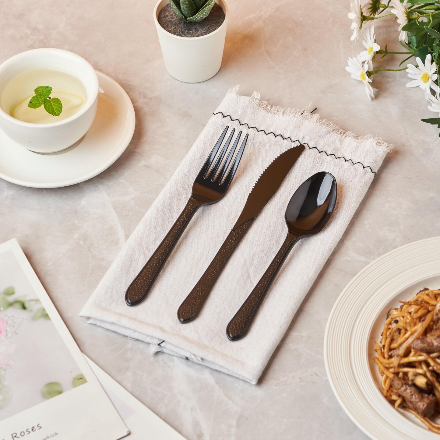FULING 300pcs Black Plastic Cutlery Set, Disposable Plastic Knives and Silverware Set - Heavyweight Reusable Utensils(100 forks, 100 spoons, 100 knives)