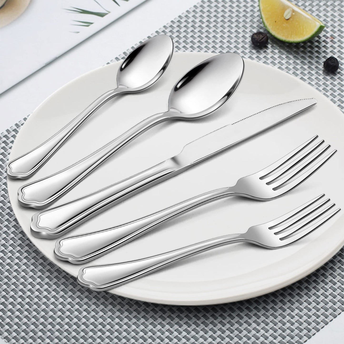 LIANYU 30-Piece Silverware Set for 6, Stainless Steel Flatware Cutlery Set, Eating Utensils with Scalloped Edge, Include Forks Spoons Knives, Dishwasher Safe, Mirror Polished