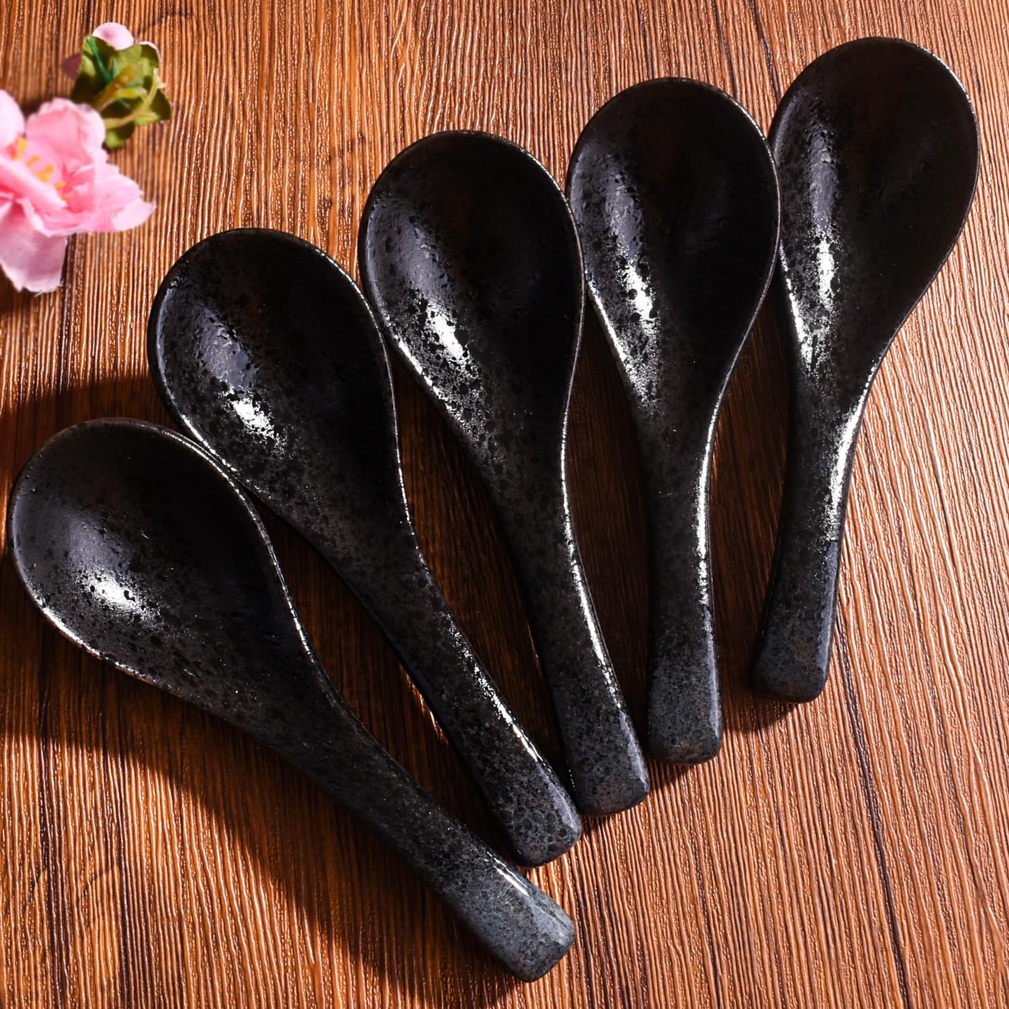 Whitenesser 5-Piece Japanese Ceramic Soup Spoon Set, Premium Reactive Glaze Ramen Spoons, 5.3" Elegant Black Spoons for Miso, Wonton, Rice, Pho, Dishwasher Safe