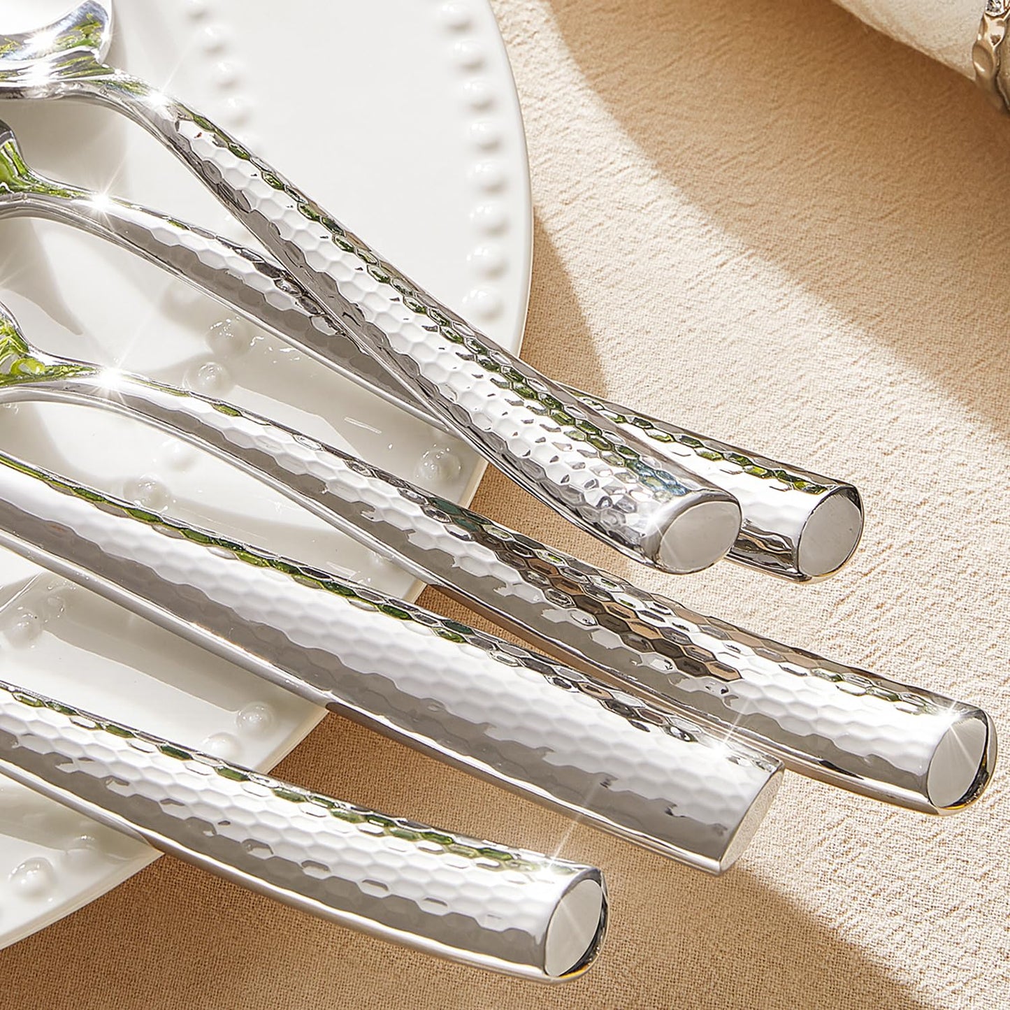 Kingstone Hammered Silverware Set, 40-Piece Flatware Set for 8, 18/10 Stainless Steel Heavy Duty Cutlery Set, Mirror Polished Utensil Sets for Home, Restaurant, Wedding, Dishwasher Safe