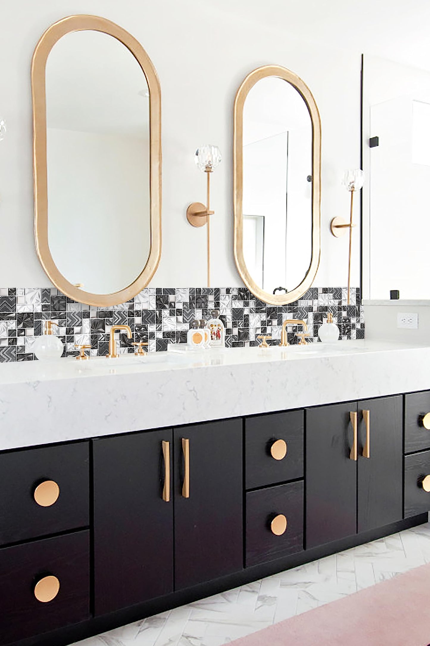 Elephantile Black & White Glass Tiles Kitchen Bathroom Wall Backsplash Mosaic Versailles Pattern [Set of 5]