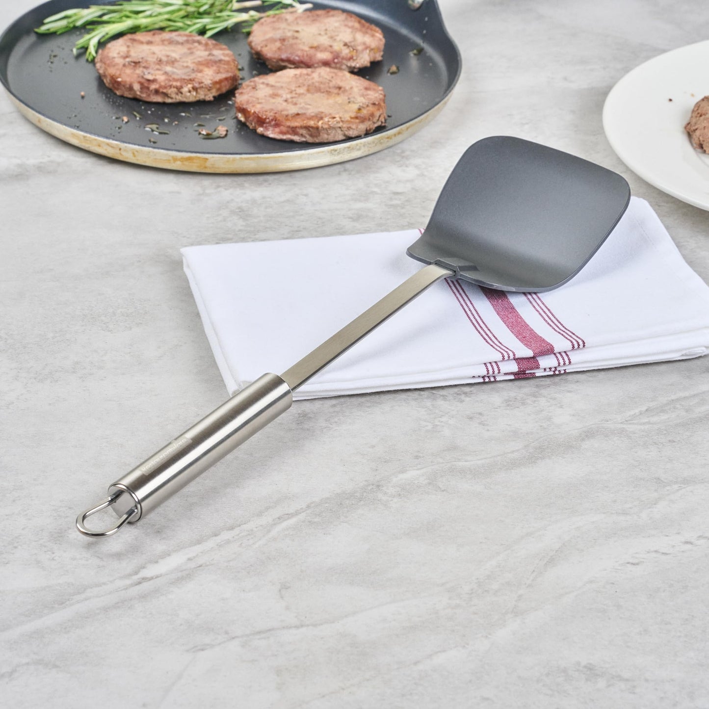 Restaurantware 14 in Nylon Wok Spatula - German Standard Asian Spatula with Stainless Steel Handle, Non-Stick Safe, Dishwasher Safe - Heat-Resistant Metal Turner for Stir Fry, Rice, Noodles