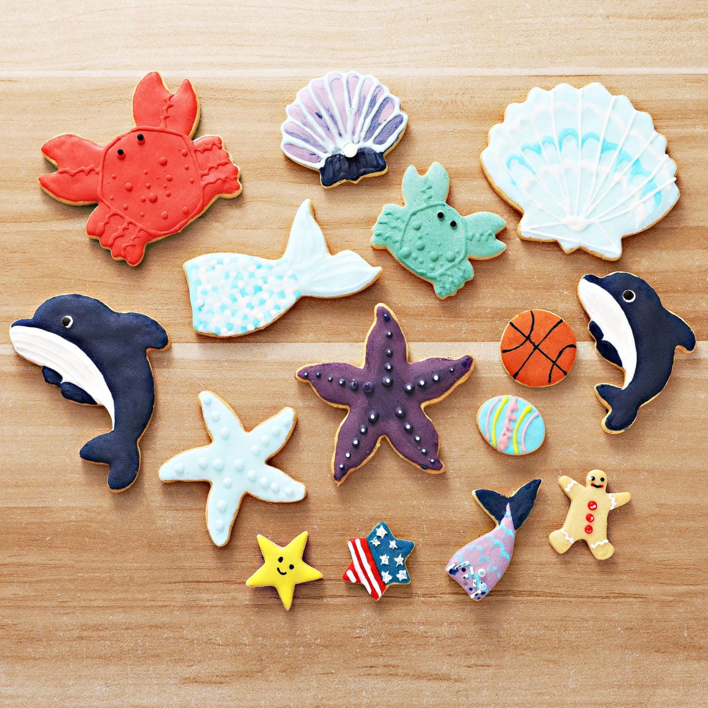 Under The Sea Cookie Cutters 15-Pc. Set, Mermaid Tail, Starfish, Seashell, Dolphin, Crab and More, Large Fun Shapes Biscuit Fondant Cutters, Stainless Steel Sandwich Biscuit Cutter Mold for DIY Baking